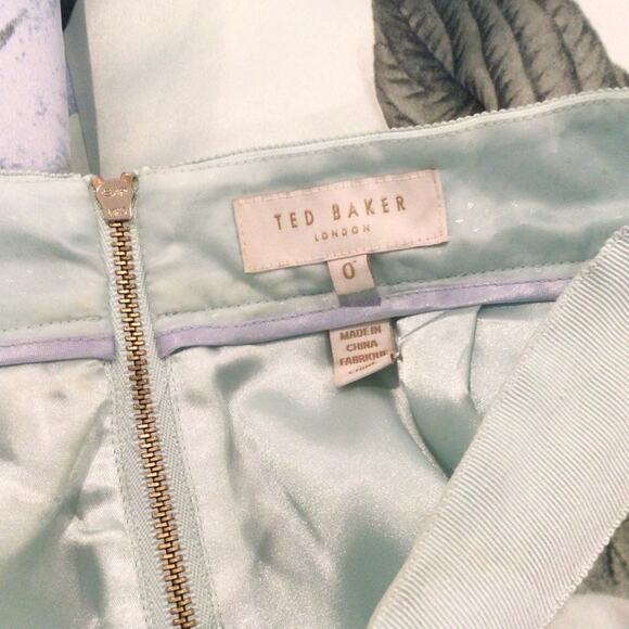 TED BAKER Floral Print Full A-line Pleated Satin Skirt size ) - Picture 6 of 7